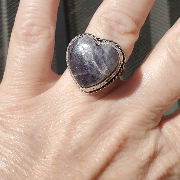 New Heart Shaped Iolite in Sunstone 925 Silver Ring. - Picture 5 of 15